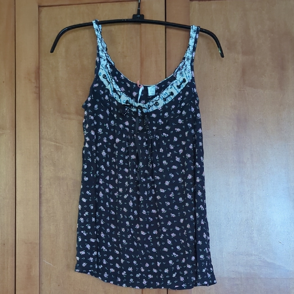 Ric Rac Anthropologie Floral Lace Trim Camisole in Black and Blue Small